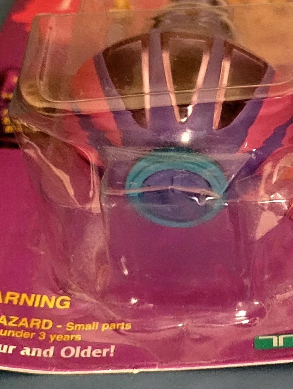 1996 Vintage Trendmasters - 'I Dream Of Jeannie' Purple Locket Mini Figure - NOS